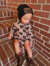 Load image into Gallery viewer, Black Beanie Brown Patch